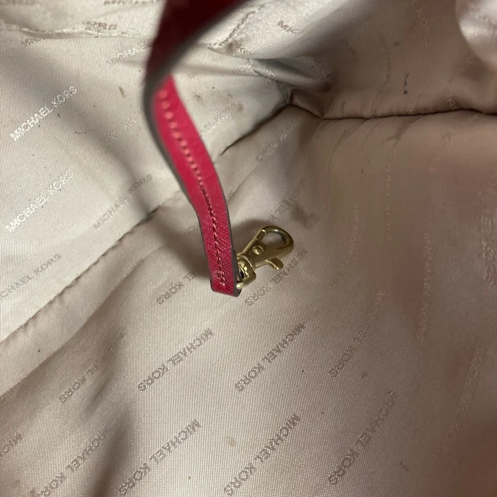 Michael Kors BURGANDY SIGNATURE Tote Bag